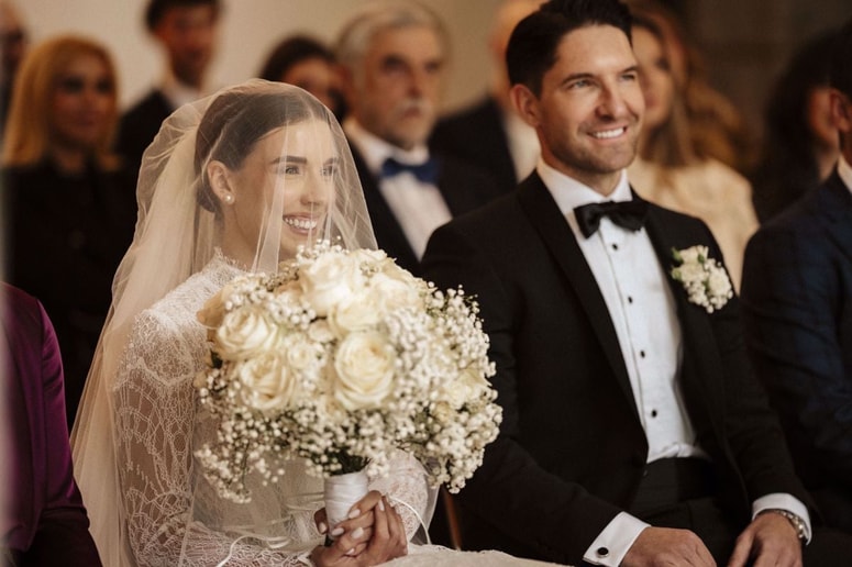 Jan Kovačič in Maja Papež na poroki. Zakon, potrjen kar dvakrat, bi skoraj moral držati. 