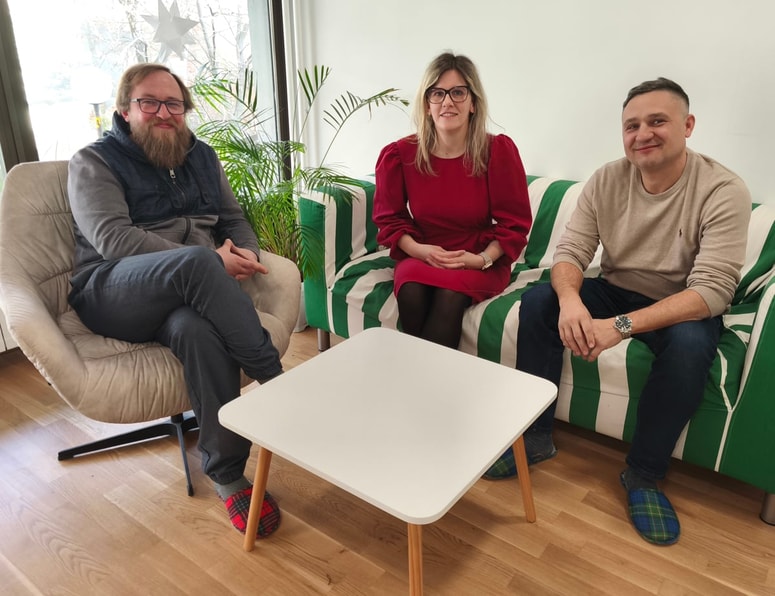 Blaž Gamse, Tjaša Antolič in Darko Kovačič so združili moči in se prijavili na razpis ministrstva za javno upravo s projektom FinMir. 