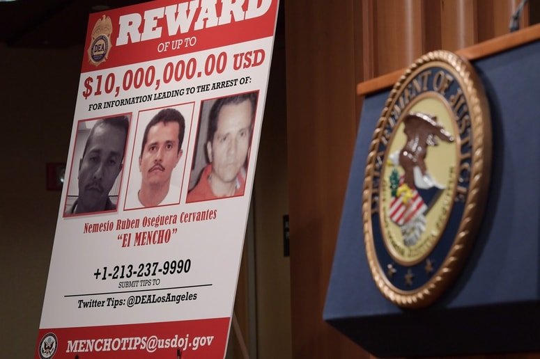 ZDA so ponujalo bogato nagrado za El Mencha.
 