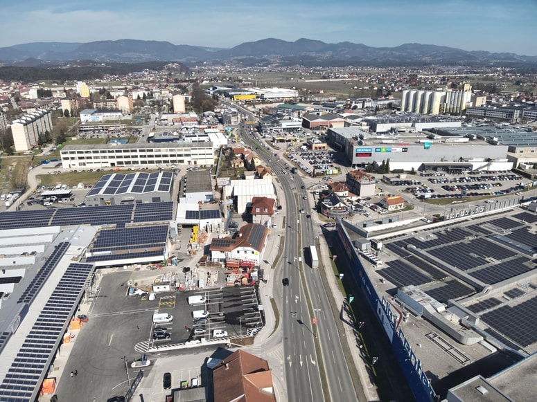 Začenja se prenova prometno najbolj obremenjene Mariborske ceste v Celju. Pametneje kot uporabljati izvoz Celje center bo uporabljati druga dva izvoza z avtoceste. 