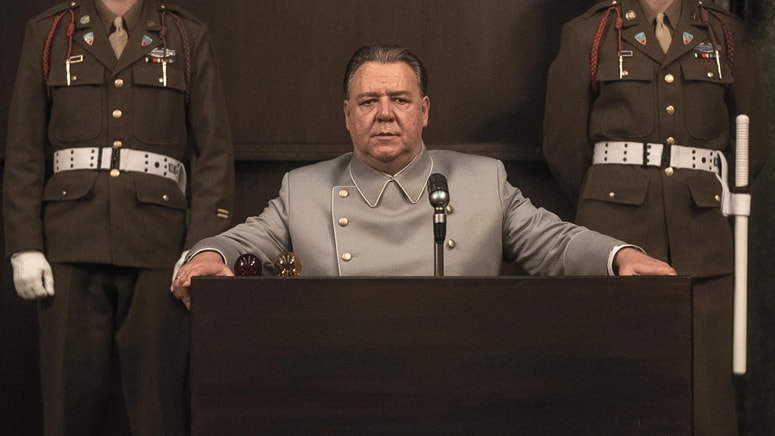 Russell Crowe kot Hermann Göring v filmu Nürnberg 