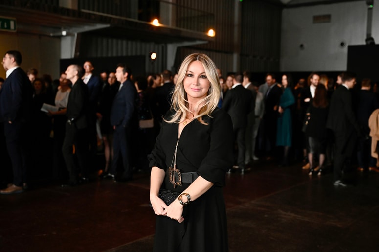 Saša Lendero: "Včasih imam občutek, da mi dnevi samo zdrsnejo skozi prste. Eden za drugim." 