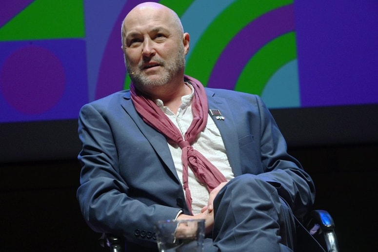 V Dublinu rojen McCann danes živi in ustvarja v New Yorku.