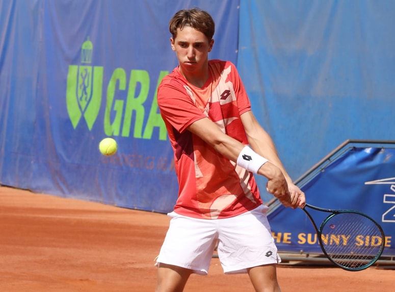 Izbral je univerzo Wake Forest v Severni Karolini, ki velja za eno najmočnejših teniških univerz na svetu.