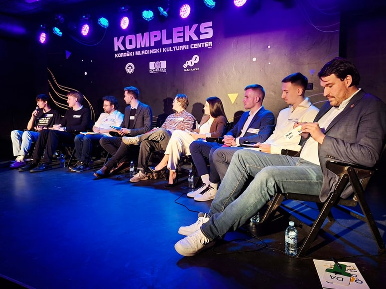 Soočenje predstavnikov podmladkov strank v Kompleksu 