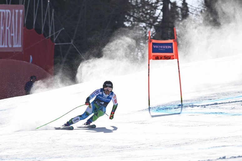 Glavna fotografija članka:V Val di Fassi slavje Elene Curtoni, Ilka Štuhec 16.