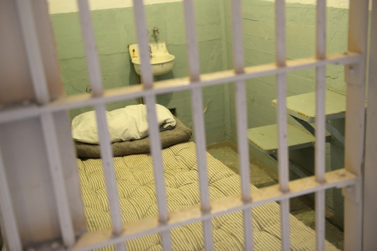 Umrl je v soboto zjutraj. 