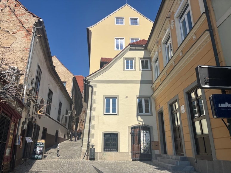 O obdavčitvi nepremičnin se je v Sloveniuji že veliko govorilo, a politična odločitev še ni padla. 