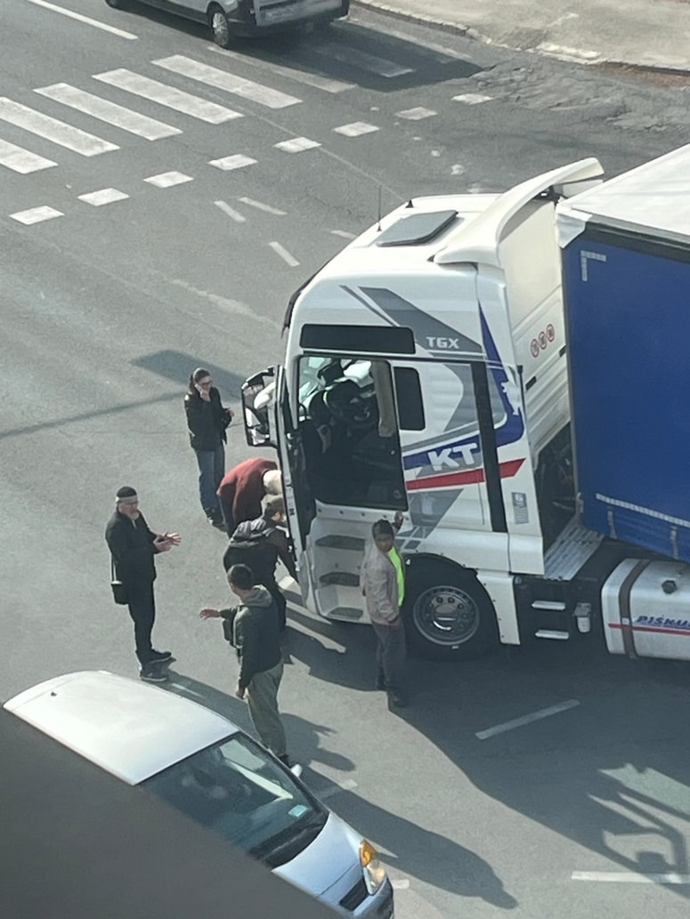 Nesreča v križišču Celovške in Ruske ceste v Ljubljani