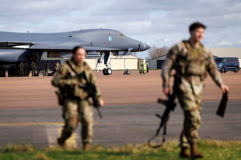 Ameriški bombnik B-1 Lancer