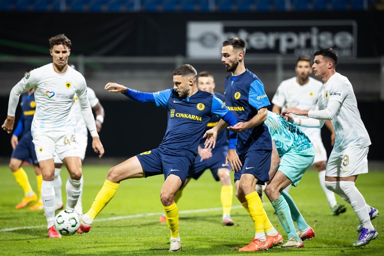 Glavna fotografija članka:Šport na TV