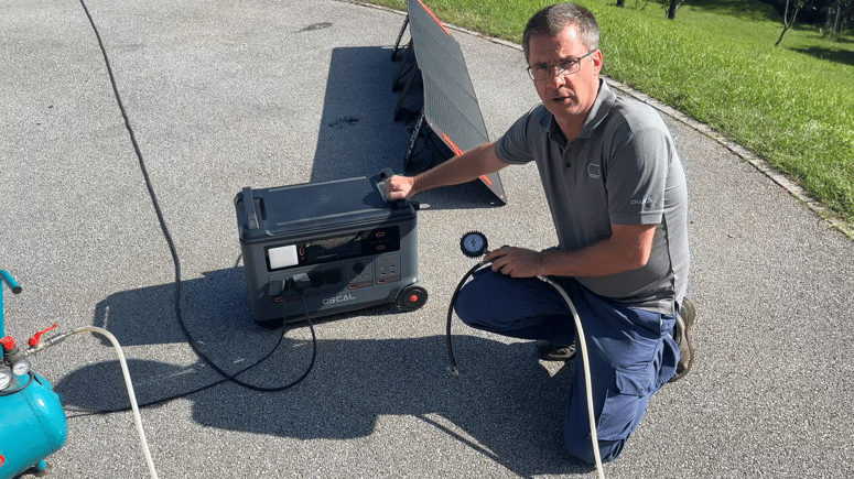 Baterijski hranilnik OSCAL PowerMax 3600 kot nepogrešljiv sopotnik vsakega domačega mojstra. Brez hrupa, brez vibriranja, brez izpušnih plinov. 