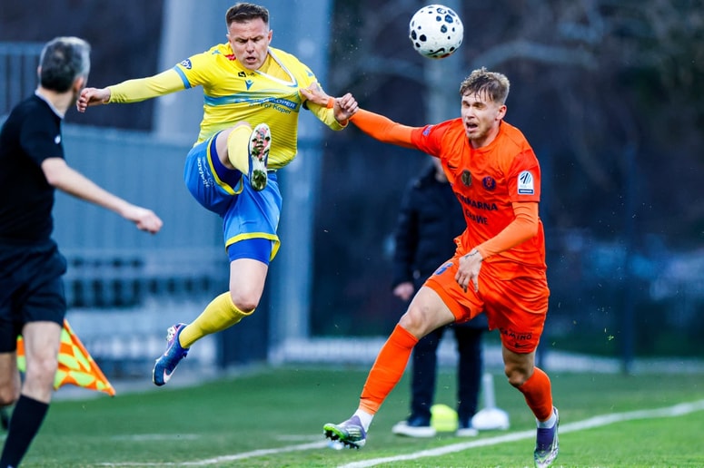 Josip Iličić je imel lepo priložnost za izenačenje, tekmo pa je končal z rdečim kartonom. 