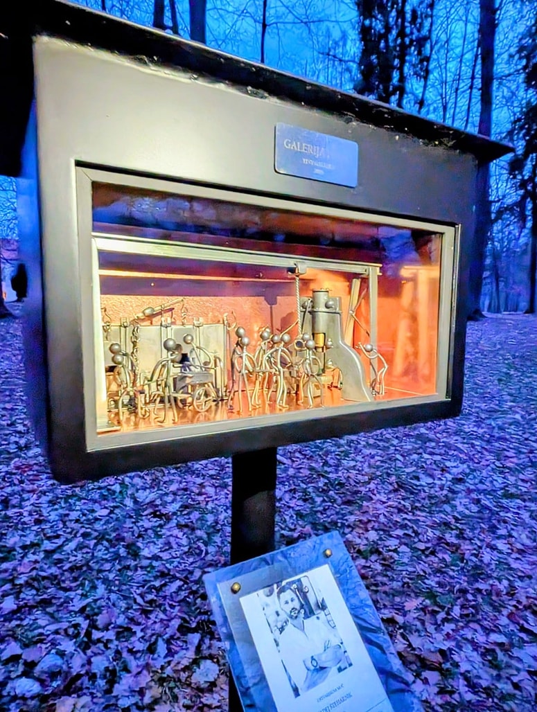 Galerija Frida: aktualna razstava Tadeja Šteharnika 