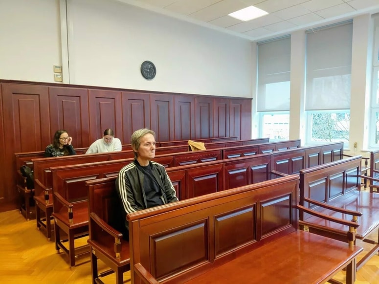 Vladu Doderju ne bo treba v zapor, če v prihodnjih štirih letih ne bo storil novega kaznivega dejanja. 