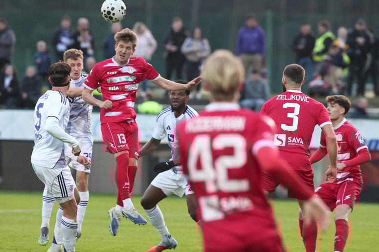 Kidričani so decembra v Ljudskem vrtu po zaostanku z dvema goloma pripravili preobrat in vijoličastim pokvarili zimski premor.