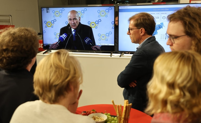 Glavna fotografija članka:(FOTO in VIDEO) V SD molk: So pripravljeni na sodelovanje z Demokrati in Resnico?