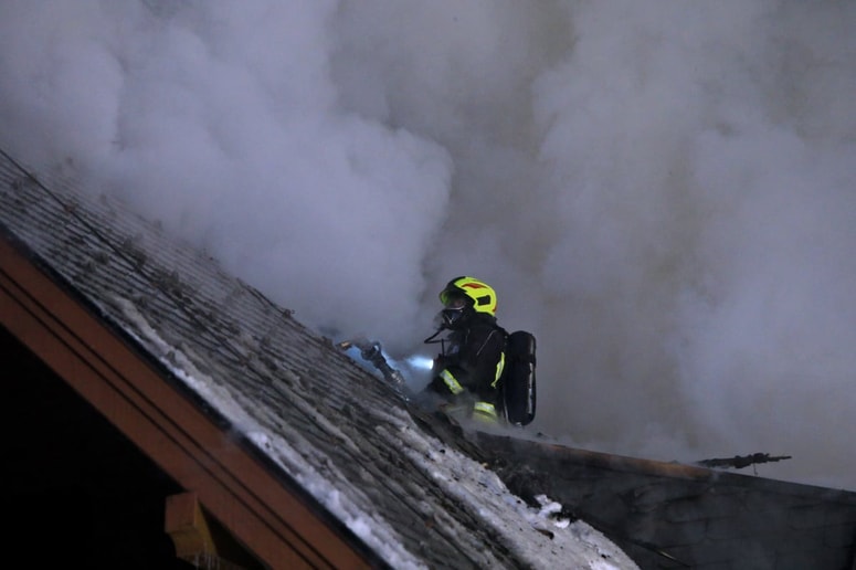 Požar so gasila tri prostovoljna gasilska društva. Fotografija je simbolična.