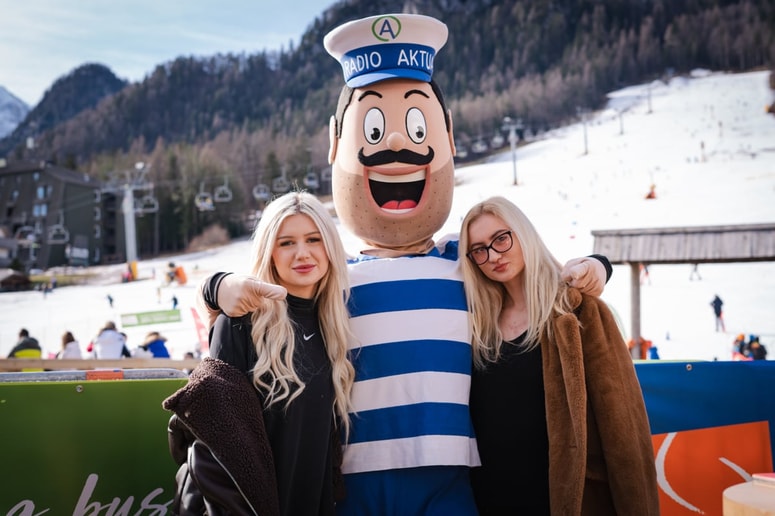 Ana Sučević in Hana Šević sta družbeno zelo angažirani. 