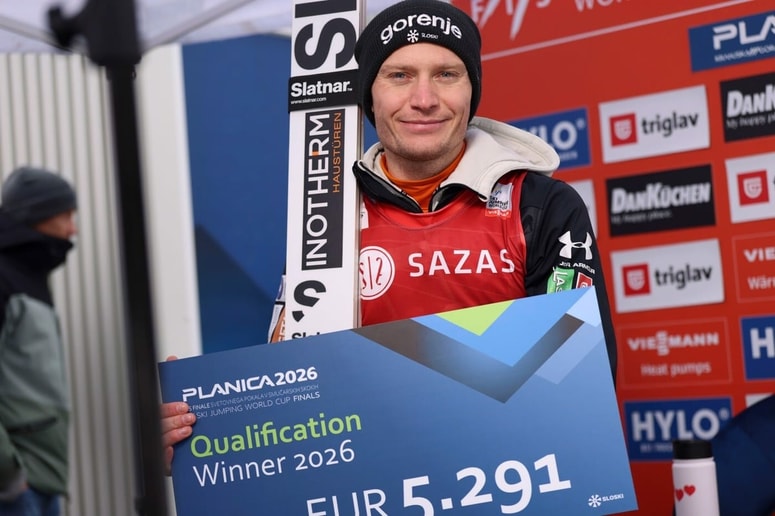 Glavna fotografija članka:Sanjski začetek Planice: Dvojna slovenska zmaga v kvalifikacijah