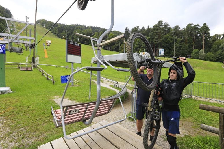Glavna fotografija članka:Bike Park Pohorje Maribor odprt tudi med remontom gondole