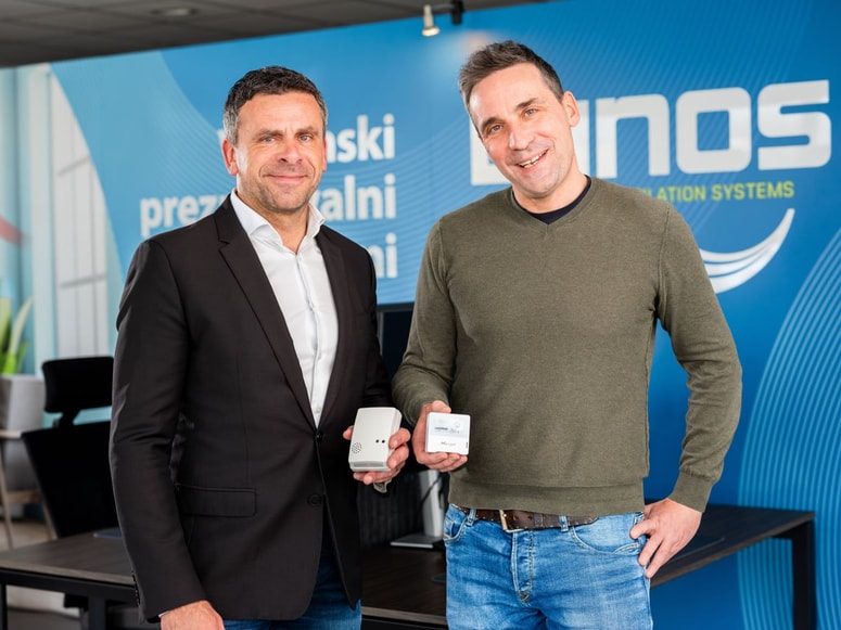 Uroš Fonovič, direktor podjetja Lunos Slovenija, in Sašo Mekinda, direktor podjetja Telos.