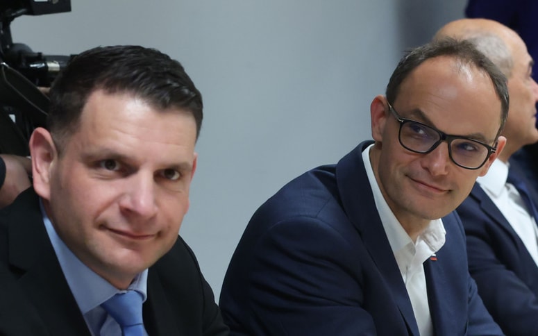 Predsednika Resnice in Demokratov - Zoran Stevanović in Anže Logar