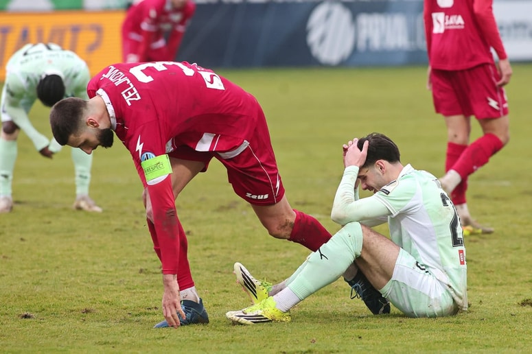 Glavna fotografija članka:Šport na TV