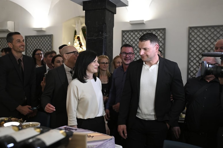 Ob nedavnih volitvah sta se Zoran in Vesna Stevanović v štabu Resni.ce vendarle pokazala skupaj. 