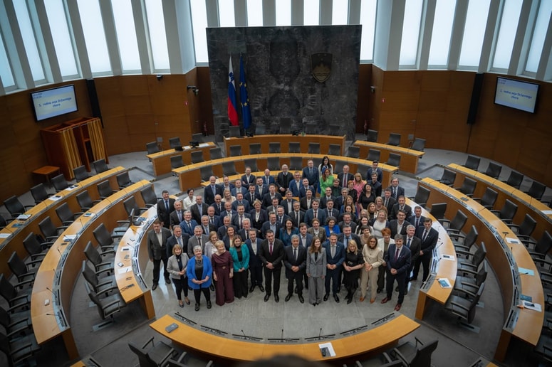 Glavna fotografija članka:(FENOMENI) Kolumna Svetlane Slapšak: 48