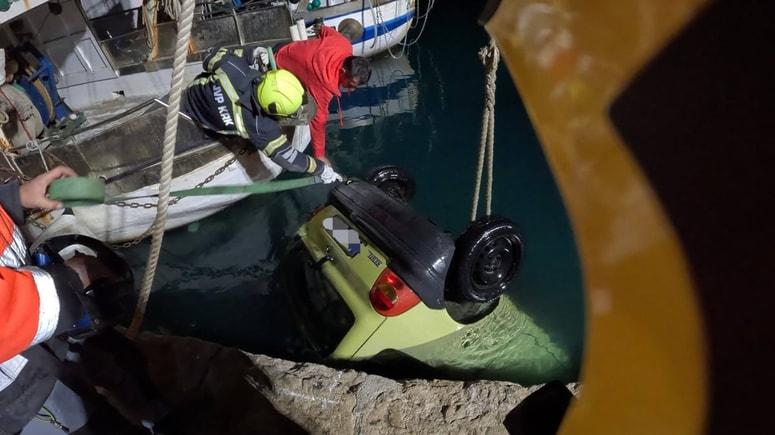 Gasilci Javne gasilske enote mesta Krk so ob prihodu takoj zavarovali območje in natančno pregledali prizorišče.