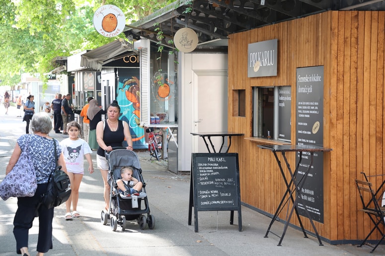 Kioski na Partizanski cesti. Fotografija je simbolična.