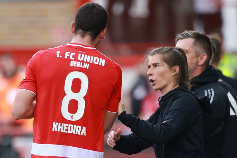 Marie-Louise Eta daje nasvete Raniju Khediri, bratu nekdanjega nemškega reprezentanta Samija Khedire. 