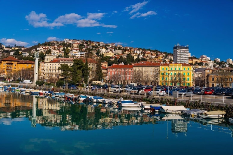 Zahvaljujoč zelo dostopnim cenam in odličnim prometnim povezavam Reka predstavlja eno najboljših izhodišč za raziskovanje severnojadranskih otokov.