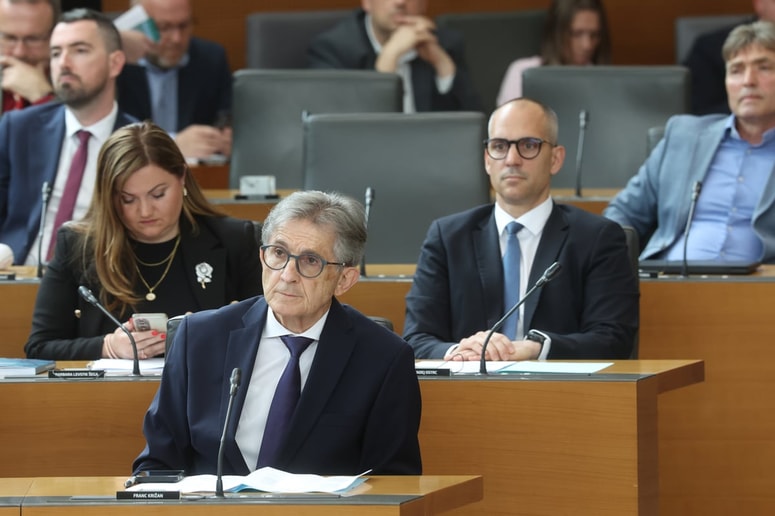 Klop Demokratov v državnem zboru 