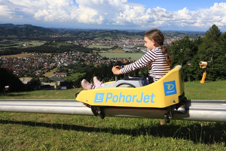 Glavna fotografija članka:Otvoritev poletnega sankališča na Mariborskem Pohorju: Znane so cene za letošnjo sezono