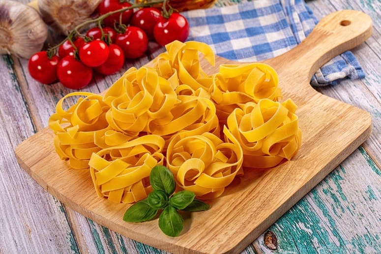 Uprava za varno hrano kupce prosi, da živila ne zaužijejo, temveč ga zavržejo ali vrnejo na mesto nakupa.