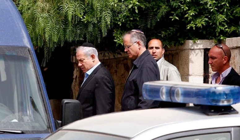 Benjamin in Iddo Netanjahu.