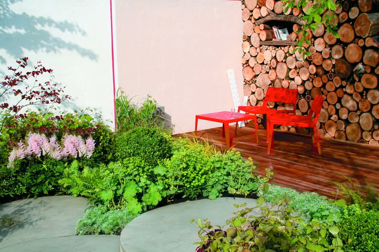 Glavna fotografija članka:Vremenskim razmeram moramo prilagoditi tudi balkon in teraso