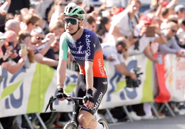 epa12915115 Second placed French rider Paul Seixas of team Decathlon CMA CGM Team cross the finish line during the Liege Bastogne Liege one-day cycling race over 259.5km from Liege to Liege, Belgium, 26 April 2026. EPA/OLIVIER MATTHYS 