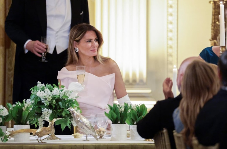 Kuharski mojstri v Beli hiši so za ugledne goste pripravili eleganten meni s štirimi hodi.