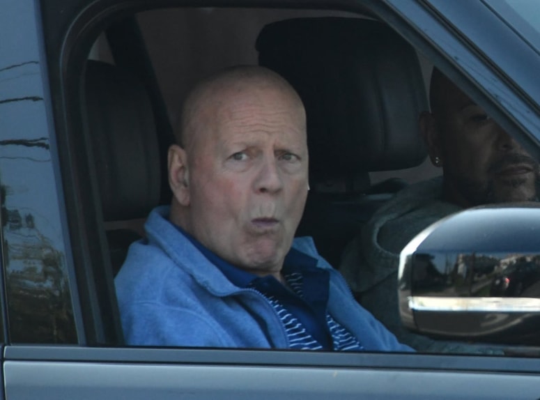 Bruce Willis se svoje kariere danes spomni le še megleno, a družina skrbi, da iz dneva v dan nastajajo novi lepi spomini. 