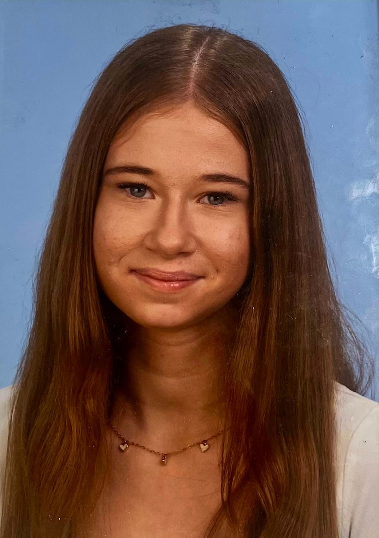 Ana Pikelj 