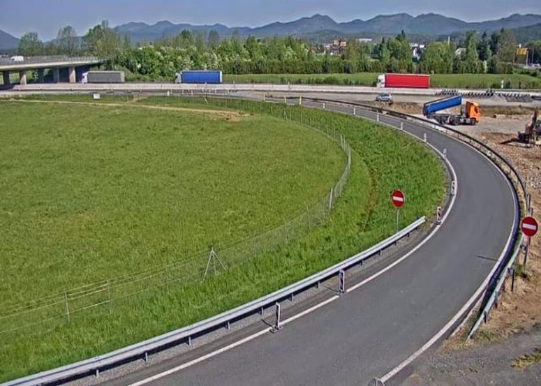 Nesreča se je zgodila na območju gradbenih del na primorski avtocesti pri Postojni
