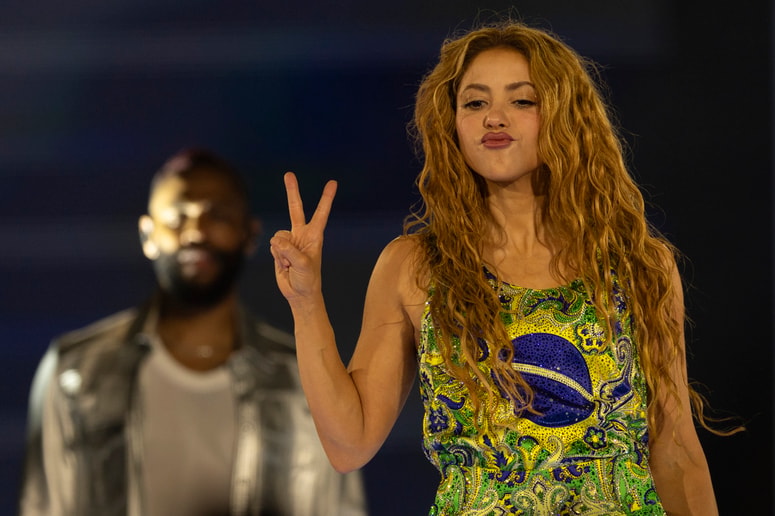 Množico nagovorila v portugalščini: "Brazilija, ljubim te. Čarobno je videti milijone duš skupaj, pripravljenih, da pojejo, čutijo, plešejo in spomnijo svet na to, kar resnično šteje."