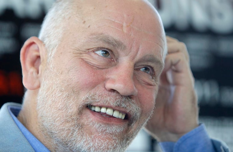 Malkovich je znan po filmih, kot so Cesarstvo sonca Stevena Spielberga, Nevarna razmerja Stephena Frearsa, O miših in ljudeh Garyja Siniseja ...