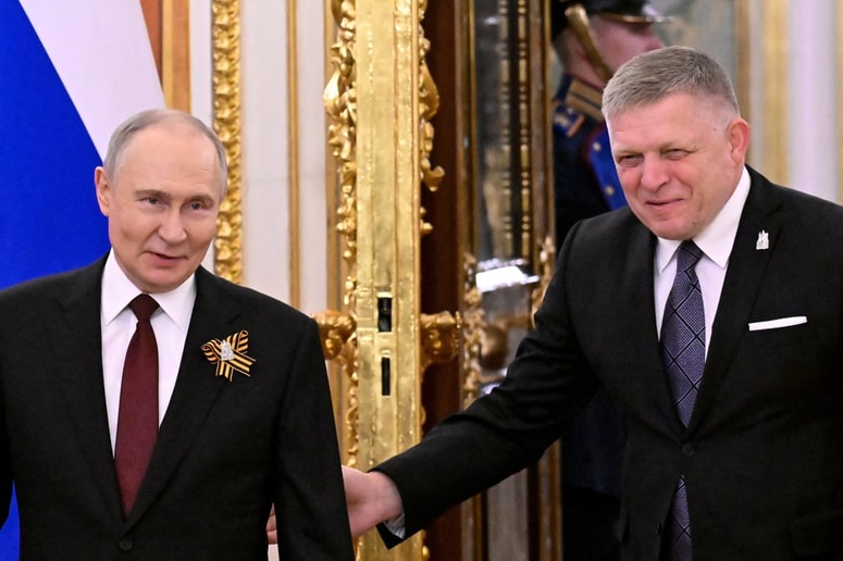 Slovaški premier Robert Fico se bo kmalu srečal z ruskim predsednikom Vladimirjem Putinom. 