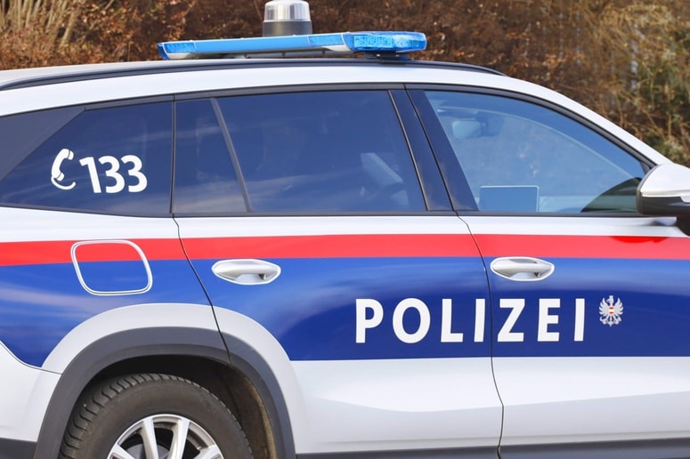 Policisti so bili tri ure po tragediji še vedno na kraju prizorišča.