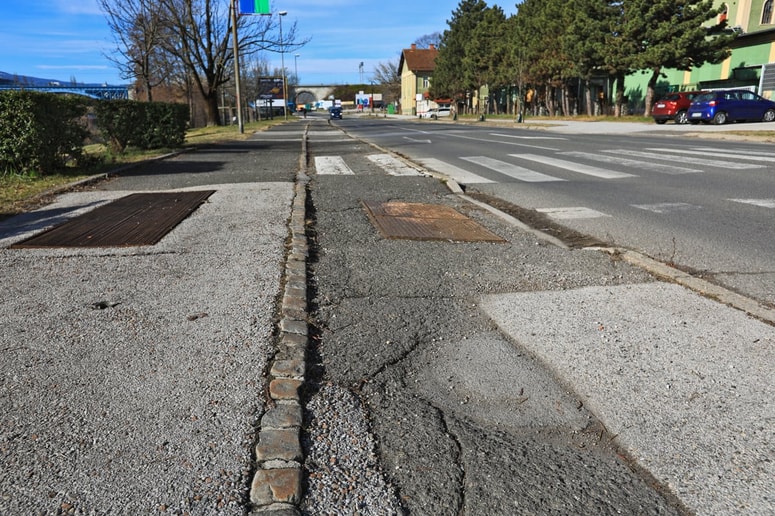 V Mariboru so še slabše kolesarske steze od tistih, ki so kot primer slabe prakse izpostavljene na družbenih omrežjih, meni ena od uporabnic. 