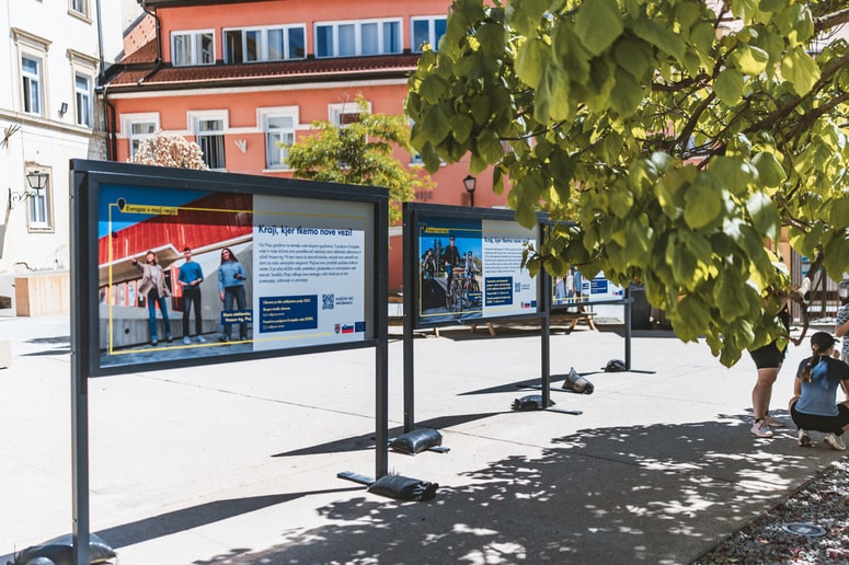 EvropaKampanja "Evropa v moji regiji", ki poteka med 15. aprilom in 15. majem 2026, tudi v teh dneh prebivalce Ptuja in Podravja spodbuja k raziskovanju projektov, ki so bili v lokalnem okolju izvedeni s pomočjo evropskih sredstev. na Ptuju. 